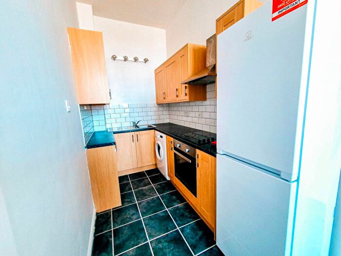 2 Bedroom Flat To Rent In Stanford House, Princess Margaret Road, East Tilbury, RM18