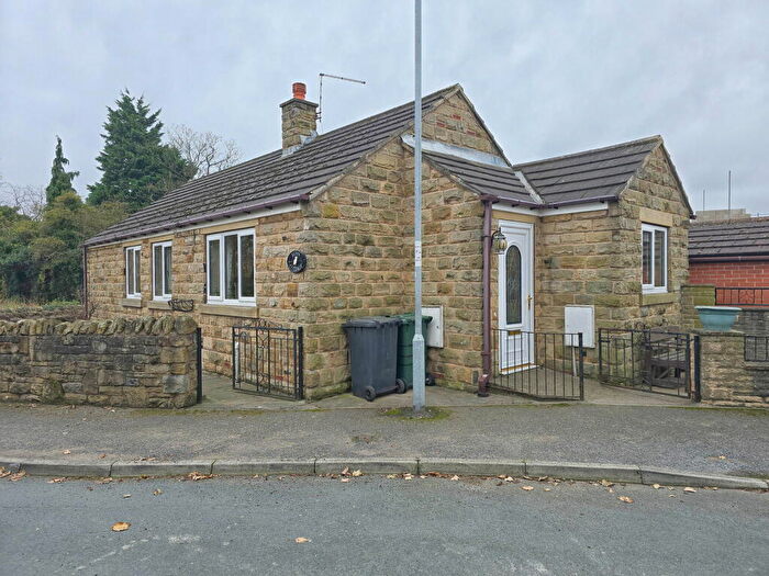 2 Bedroom Detached Bungalow For Sale In Carlton Road, Barnsley, S71