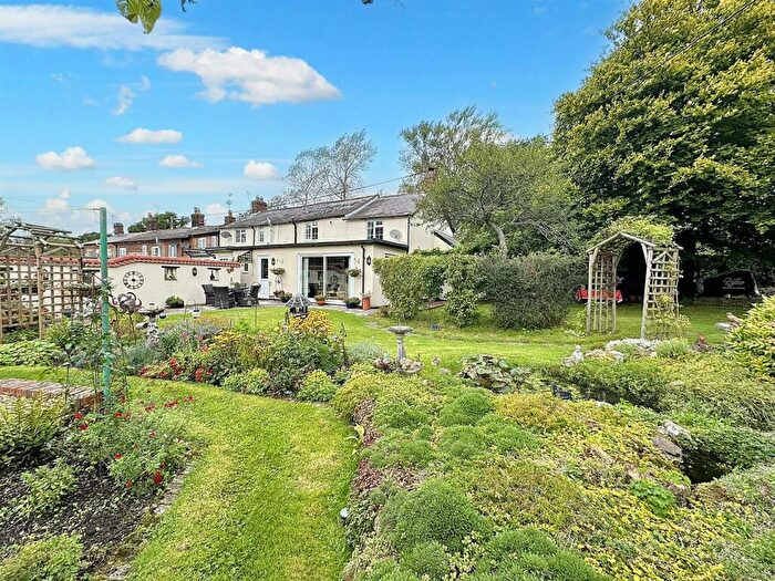 3 Bedroom Cottage For Sale In Lanchards, Shillingstone, Blandford Forum, DT11