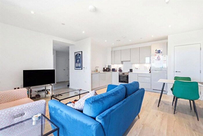 2 Bedroom Flat For Sale In Cargo House, Silly Weir Promenade, Newham, E16