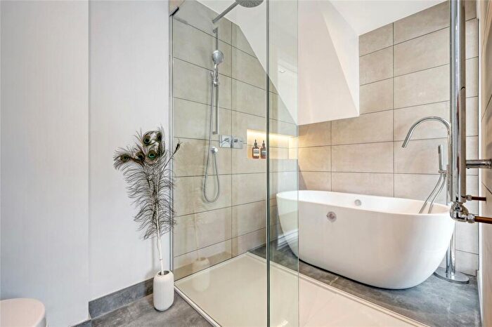 2 Bedroom End Of Terrace House For Sale In Culford Mews, Islington, London, N1