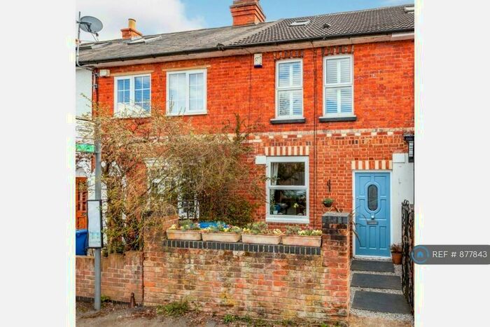 4 Bedroom Terraced House To Rent In Belmont Road, Maidenhead, SL6