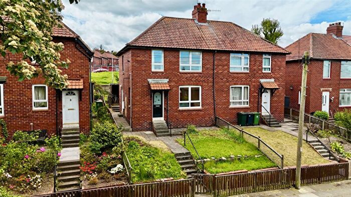 2 Bedroom Semi-Detached House For Sale In Bondene Avenue, Gateshead, NE10
