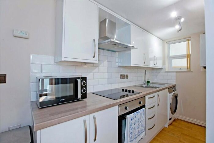Apartment To Rent In Alexandra Road, St John's Wood, London, NW8