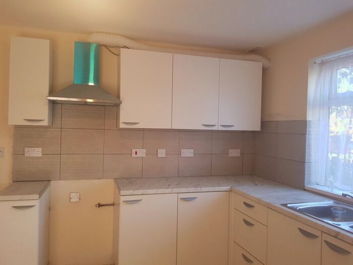 2 Bedroom Terraced House To Rent In Pennyacre Road, Birmingham, West Midlands, B14