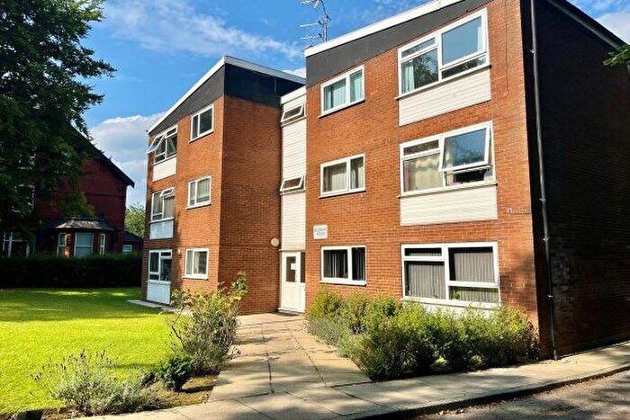 1 Bedroom Flat To Rent In Wellington Road North, Stockport, SK4