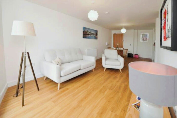 2 Bedroom Apartment To Rent In Century Tower, Chelmsford, CM2