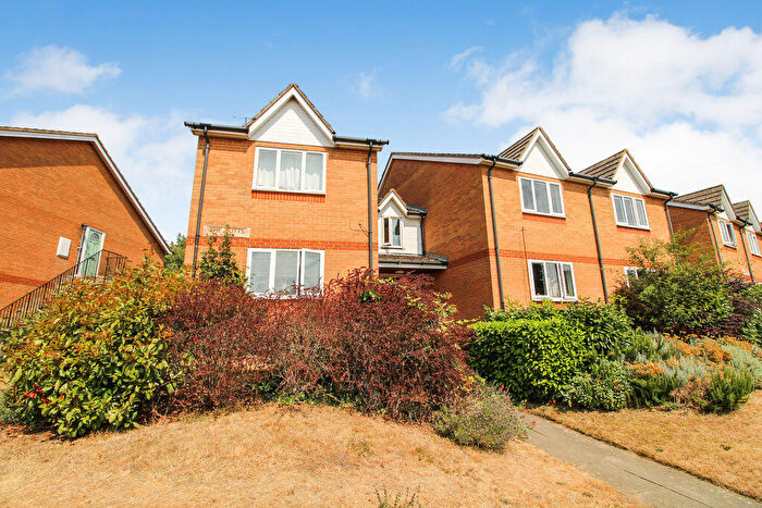 2 Bedroom Apartment For Sale In Station Road, Langford, SG18