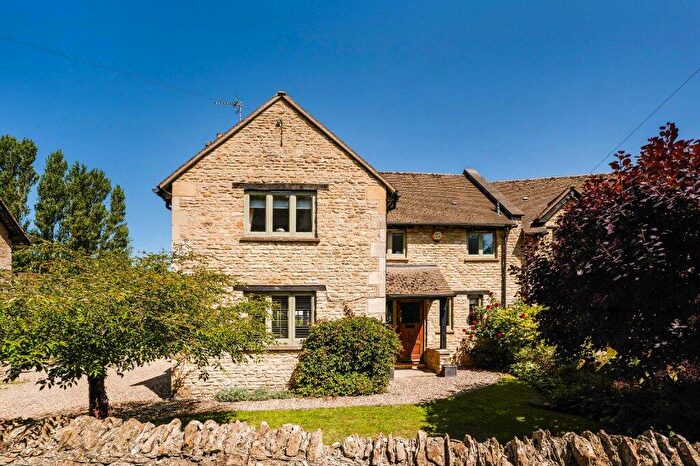 3 Bedroom Semi-Detached House For Sale In Main Street, Long Compton, Shipston-on-Stour, Warwickshire, CV36