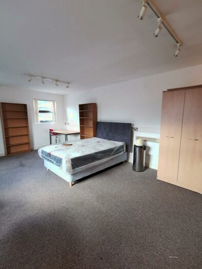 Studio To Rent In St Helens Road, City Centre, Swansea, SA1