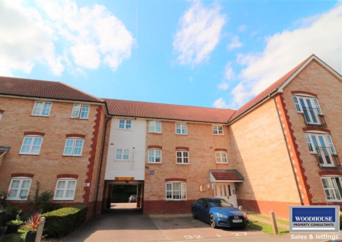 2 Bedroom Apartment To Rent In Stoney Bridge Drive, Waltham Abbey, EN9