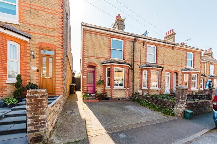2 Bedroom End Terrace House For Sale In Southwall Road, Deal, Kent, CT14