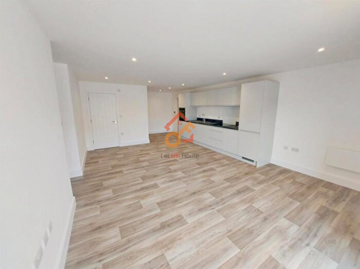 2 Bedroom Flat To Rent In Attewater House, Water Street, Cambridge, CB4