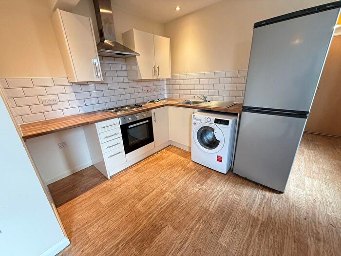 1 Bedroom Flat To Rent In Gordon Street, Northampton, NN2