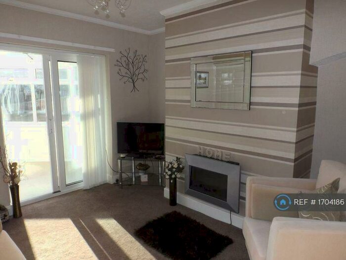 2 Bedroom Semi-Detached House To Rent In Hartford Crescent, Bedlington, NE22