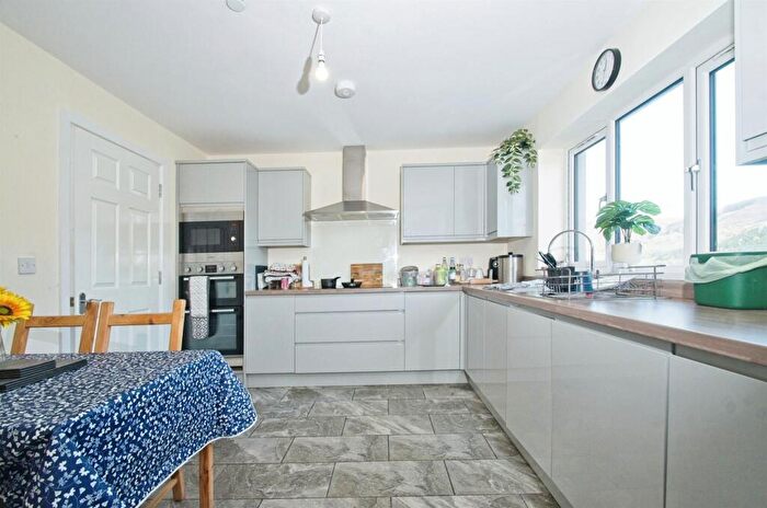 5 Bedroom Detached House For Sale In Clarence Street, Miskin, Mountain Ash, CF45