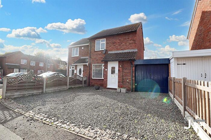 2 Bedroom Semi-Detached House For Sale In Christopher Drive, Thurmaston, LE4