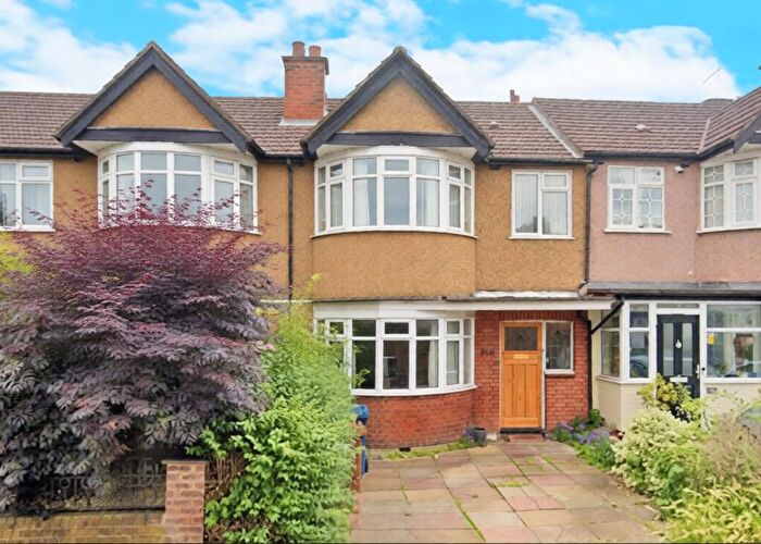 3 Bedroom Terraced House For Sale In Torbay Road, Rayners Lane, HA2
