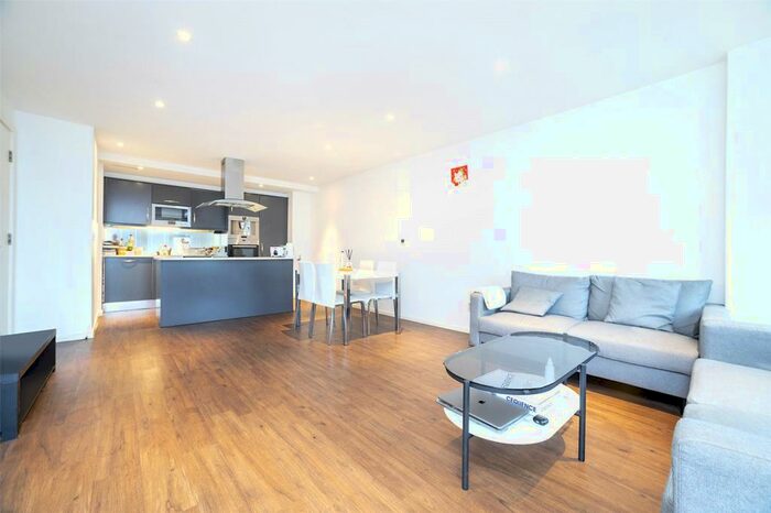 2 Bedroom Apartment To Rent In The Oxygen, Western Gateway, Royal Victoria Docks, London, E16