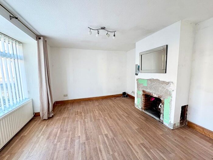 3 Bedroom End Of Terrace House For Sale In Dinsdale Road, Stockton-On-Tees, TS19