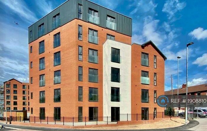 2 Bedroom Penthouse To Rent In Cross Green Lane, Leeds, LS9