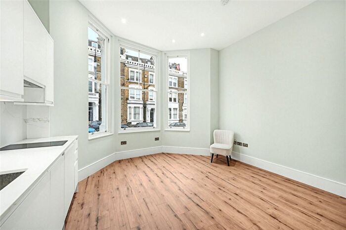 Studio To Rent In Sinclair Road, London, W14