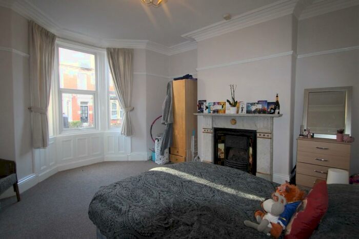 4 Bedroom Terraced House To Rent In Ripon Gardens, Newcastle Upon Tyne, NE2