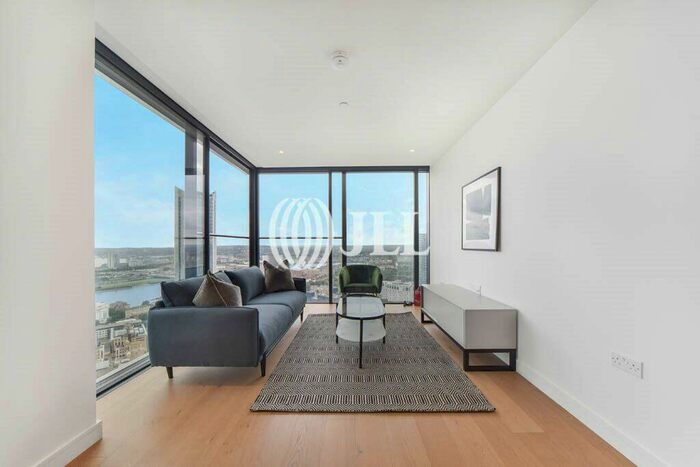 2 Bedroom Flat To Rent In Hampton Tower, Canary Wharf, E14