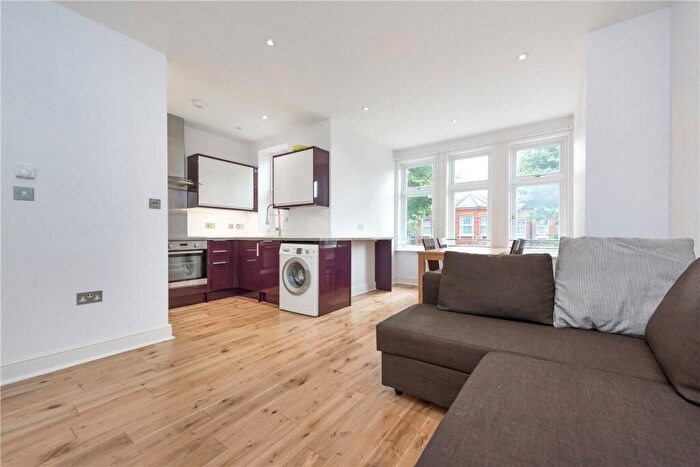 2 Bedroom Apartment To Rent In Anson Road, London, NW2