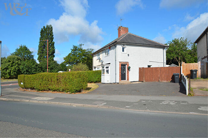 3 Bedroom Semi-Detached House For Sale In Dovedale Road, Birmingham, B23