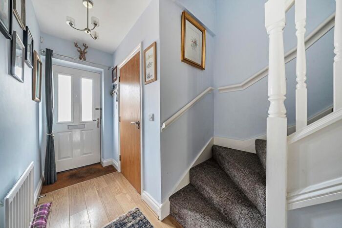 2 Bedroom Detached House For Sale In Aylesbury, Buckinghamshire, HP20