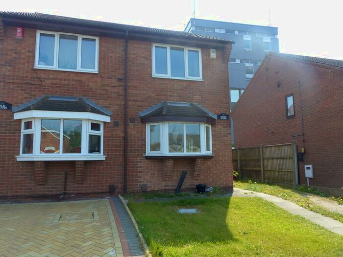 2 Bedroom Semi-Detached House To Rent In Goodacre Street, Mansfield, NG18