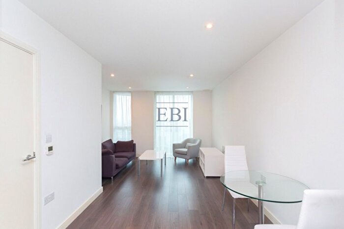 1 Bedroom Flat To Rent In Tennyson Apartments, Saffron Central Square, Croydon, CR0