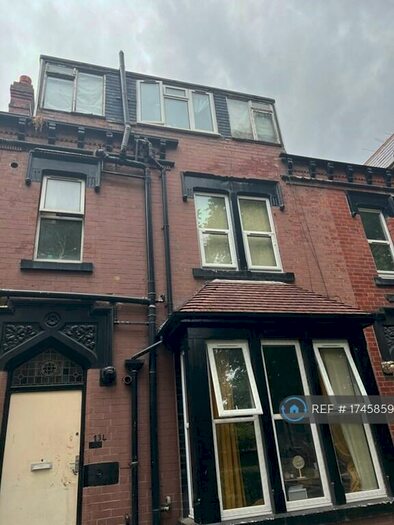 Studio To Rent In Harehills Avenue, Leeds, LS8