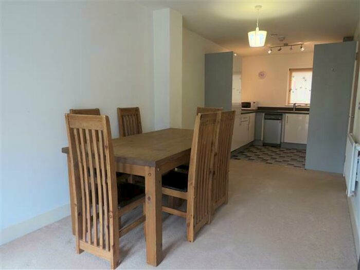 3 Bedroom House To Rent In Windrush Grove, Edgbaston, Birmingham, B15