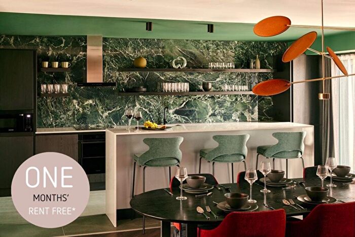 3 Bedroom Apartment To Rent In Bloomery Place, Leeds, West Yorkshire, S1