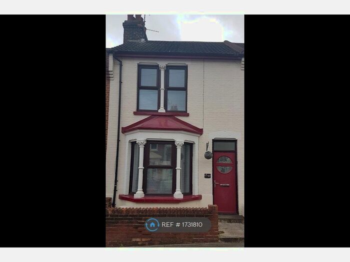 3 Bedroom Terraced House To Rent In Portland Road, Gillingham, ME7