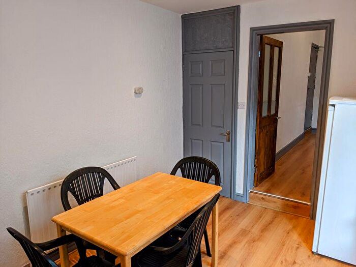 4 Bedroom Terraced House To Rent In First Avenue, Selly Park, Birmingham, B29