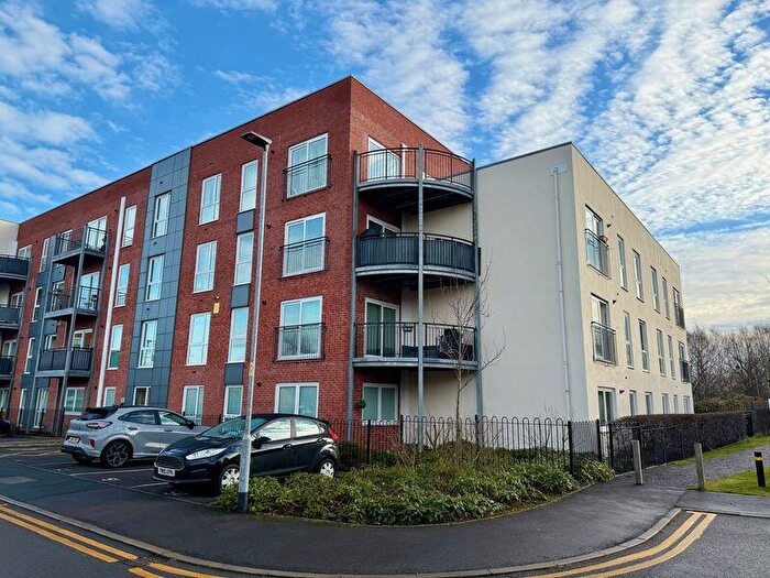 2 Bedroom Flat For Sale In Sheen Gardens, Heald Point, Manchester, M22