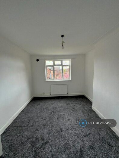 1 Bedroom Flat To Rent In Orchard Court, London, N22