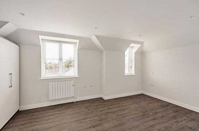 1 Bedroom Flat To Rent In Ferndown, Northwood Hills, HA6