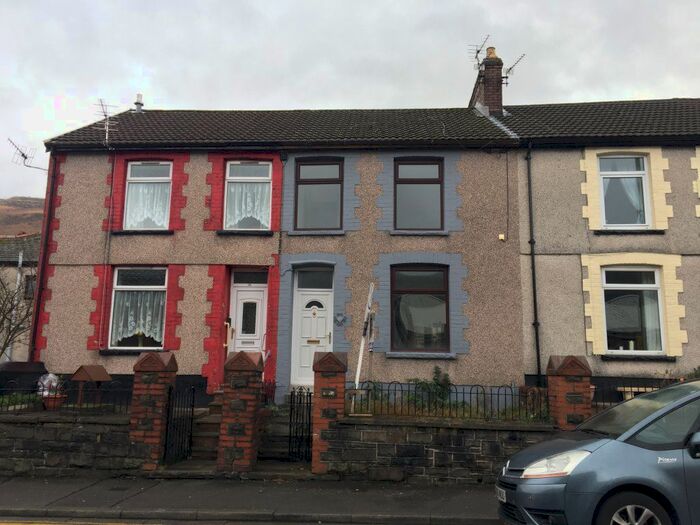 3 Bedroom Property To Rent In Partridge Road, Llwynypia, Tonypandy, CF40