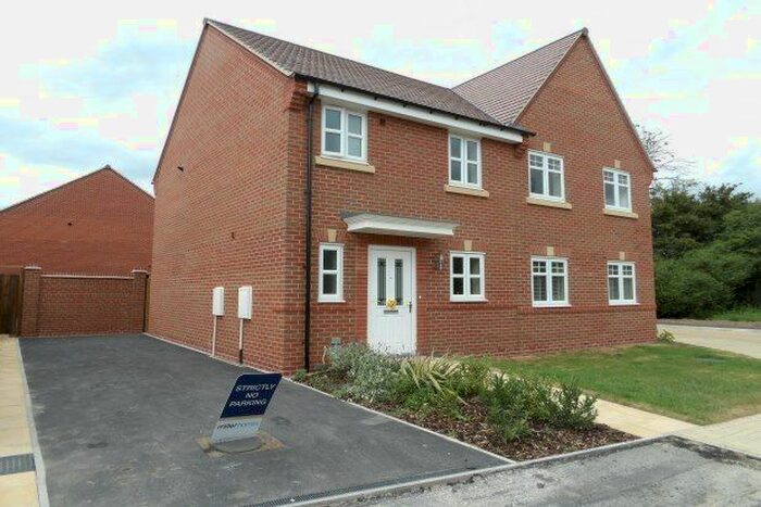 3 Bedroom Property To Rent In Canterbury Drive, Derby, DE23
