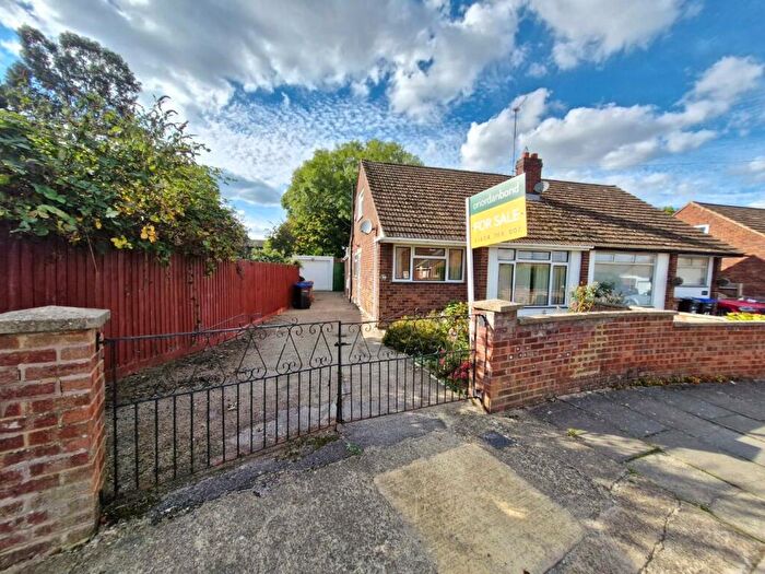 3 Bedroom Semi-Detached Bungalow For Sale In Thirlestane Crescent, Far Cotton, Northampton, NN4