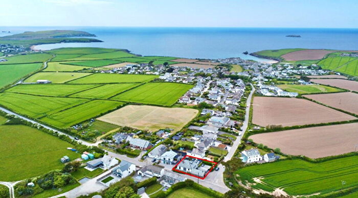 5 Bedroom Detached House For Sale In Windmill, PL28