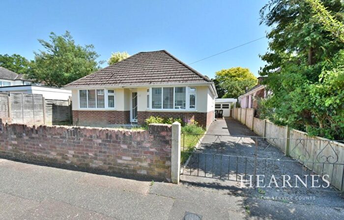 3 Bedroom Detached Bungalow For Sale In Truman Road, Bournemouth, BH11