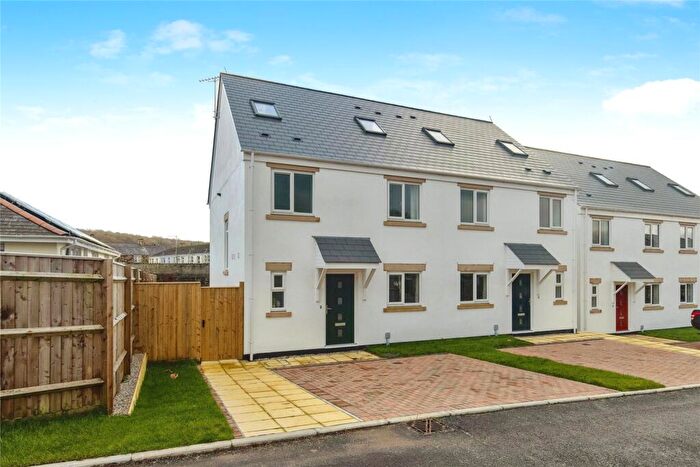 4 Bedroom Semi-Detached House For Sale In Corporation Road, Bodmin, Cornwall, PL31