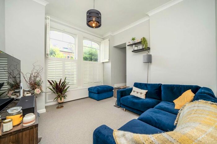 2 Bedroom Flat To Rent In Nelson Road, London, N8