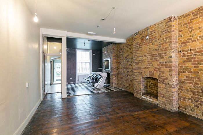 Retail Premises To Rent In Kingsland Road, London, E8