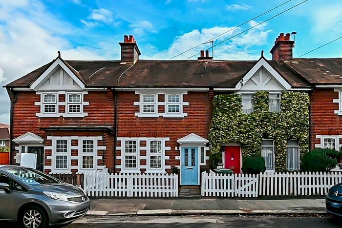 3 Bedroom End Of Terrace House To Rent In Cowper Avenue, Sutton, SM1